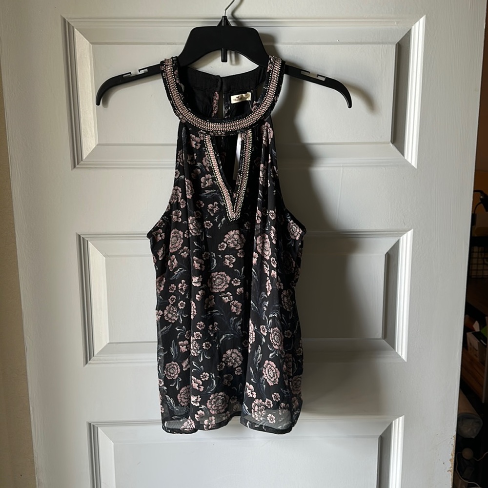 Super cute top!
